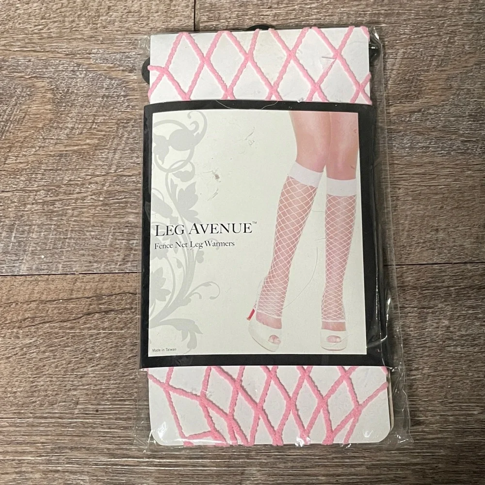 NWT Leg Avenue Pastel Fence Net Leg Warmers